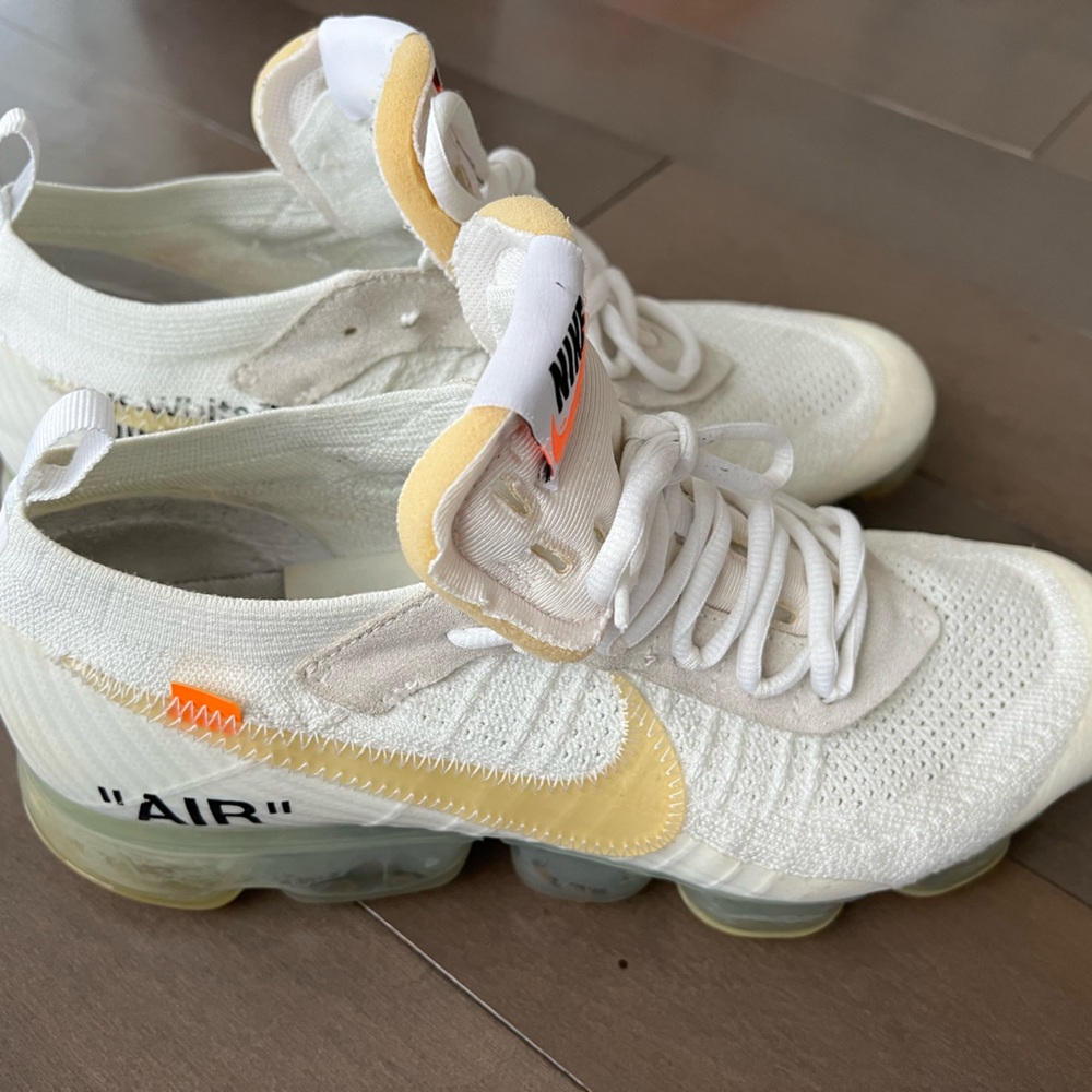 Nike x off white vapormax white excellent condition size 10.5 no box